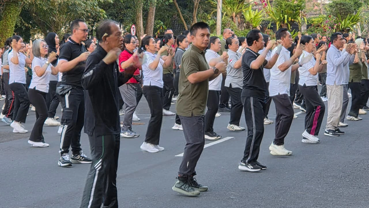 Sekda Jembrana Tekankan Disiplin ASN: Jadi Pelopor Kebersihan dan Percepat Kinerja Triwulan II